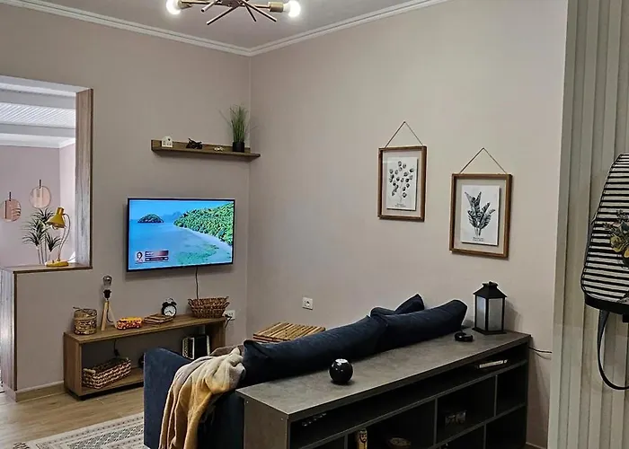 Apartmán Nuci's Place 3, Cozy 1 Bedroom With Balcony Near Bllok