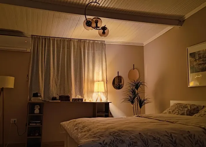 Apartmán Nuci's Place 3, Cozy 1 Bedroom With Balcony Near Bllok *